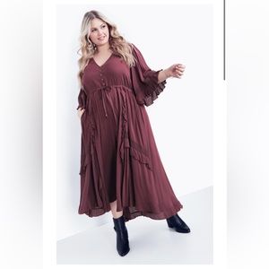 NWT Aveology dress by Avenue